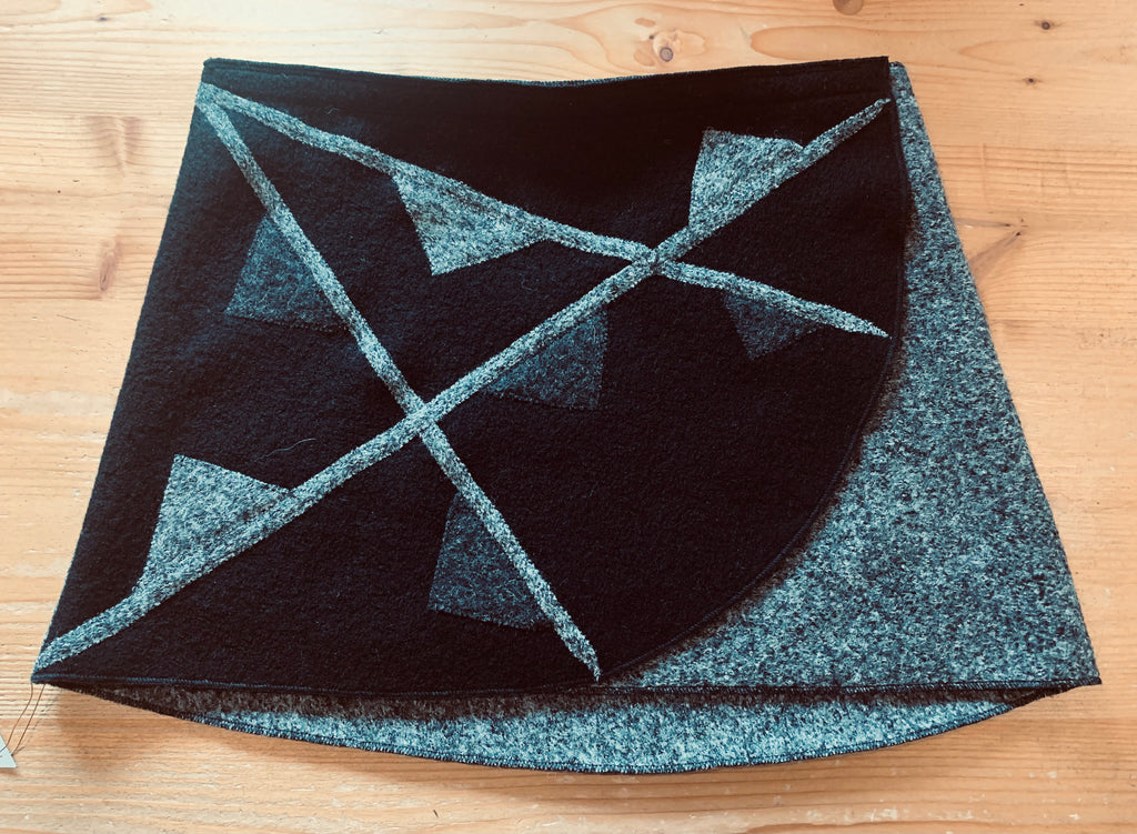 Wickelrock/Hüftwärmer in schwarz/grau